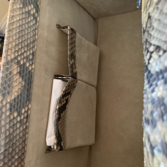 St. John Python top handle bag - Picture 6 of 12